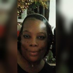 Meet your Posher, Cynthia